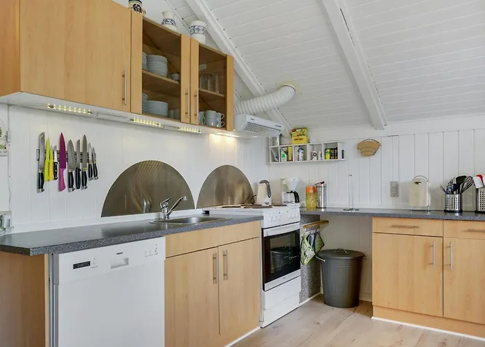 Hortensia - 350m From The Sea By Interhome Egernsund